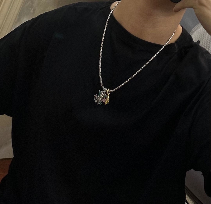 LV Necklaces